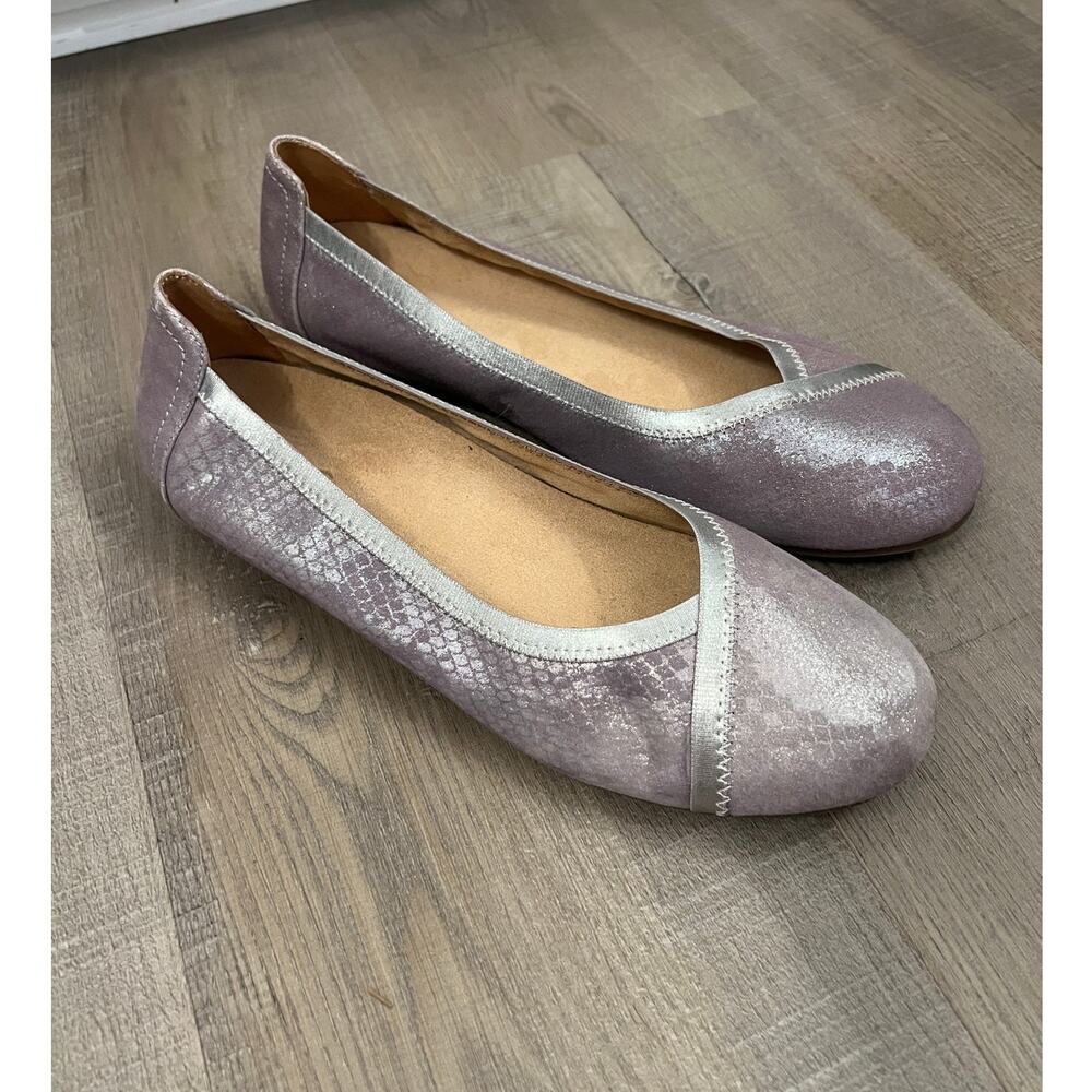 Vionic Caroll Ballet Flat Lavender Metallic Snakeskin